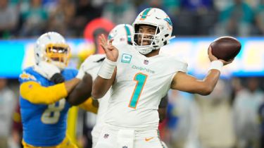 Tua's struggles continue against Chargers, Dolphins fall second straight  game 23-17 - Caplin News