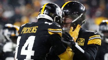 Kenny Pickett Called Steelers' 'Future' as Twitter Hypes QB After Winning  TD in Debut, News, Scores, Highlights, Stats, and Rumors