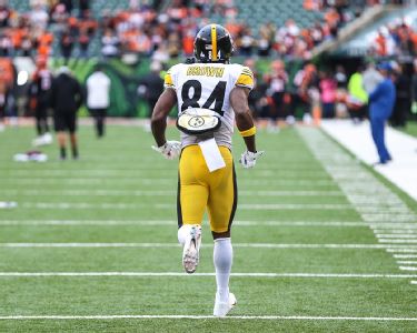 Mike Tomlin: Antonio Brown Hasn't Requested Trade, Steelers Will