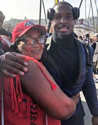 Patriots' Super Bowl journey brings Sony Michel's mother to tears - ESPN -  New England Patriots Blog- ESPN