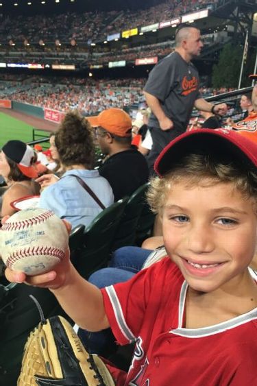 The inside story of the viral 7-year-old Mike Trout fan and his Troutfits -  ESPN