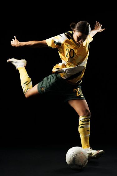 Which Aussie Rules Football It S The Unstoppable Sam Kerr