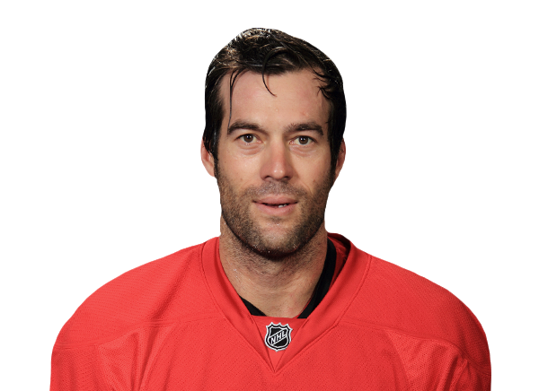 Ex-NHL star Todd Bertuzzi apologizes to media years after sucker