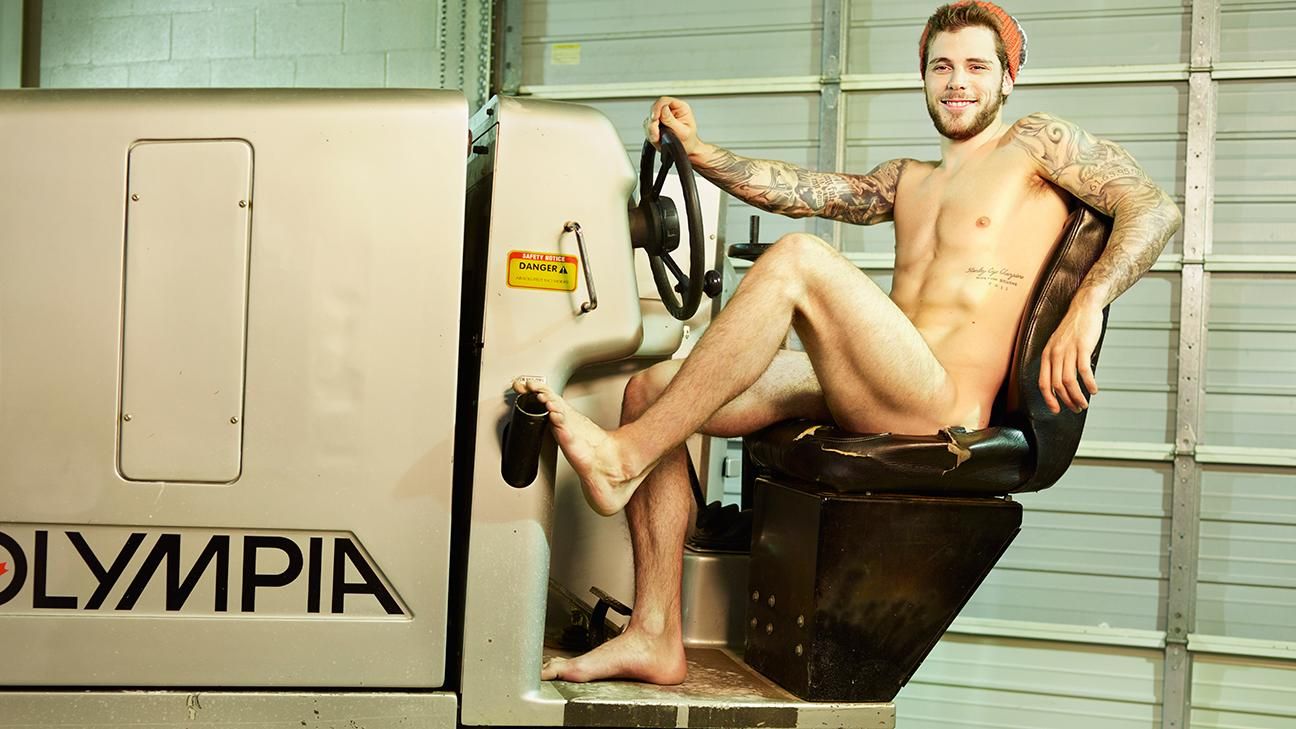 ESPN The Magazine's 2015 Body Issue: Tyler Seguin - ESPN Vid Tyler Seguin poses for ESPN The Magazine's 2015 Body Issue.