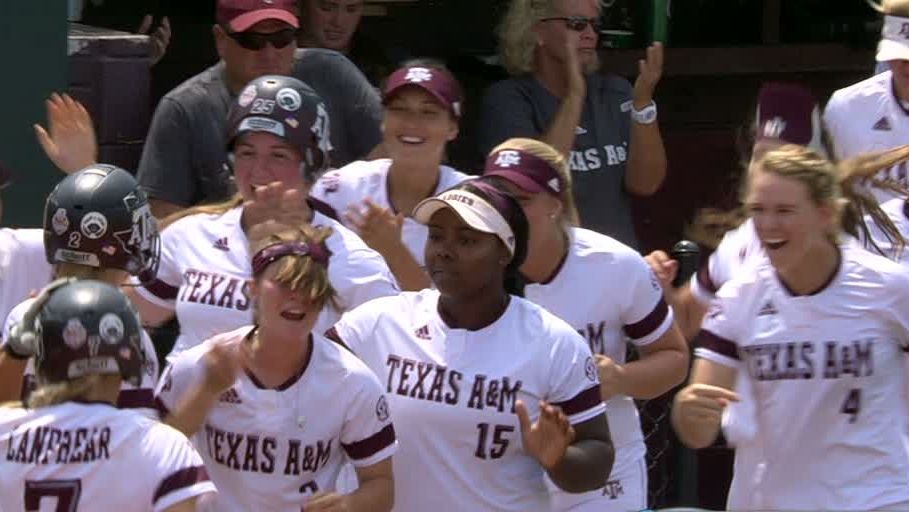 Texas A&M snaps Florida's 13game winning streak ESPN Video