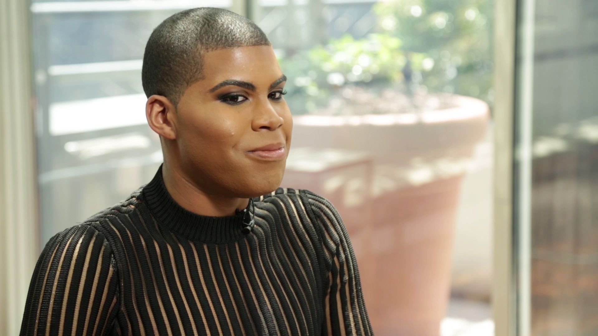 EJ Johnson on managing fame ESPN Video EJ Johnson on managing fame ESPN Video