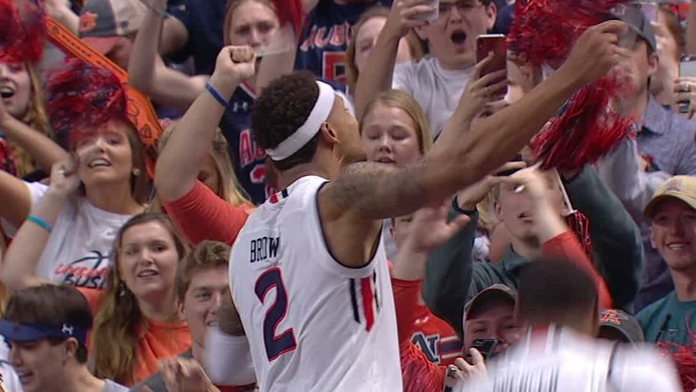 Auburn celebrates upset win with fans - ESPN Video