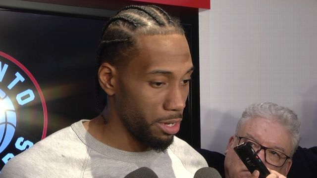 Kawhi Shrugs Off Leg Issue After Win I M Good