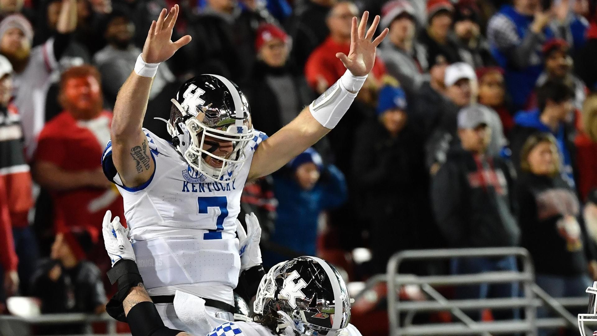 Levis' 4 rushing TDs lead Kentucky to big win ESPN Video