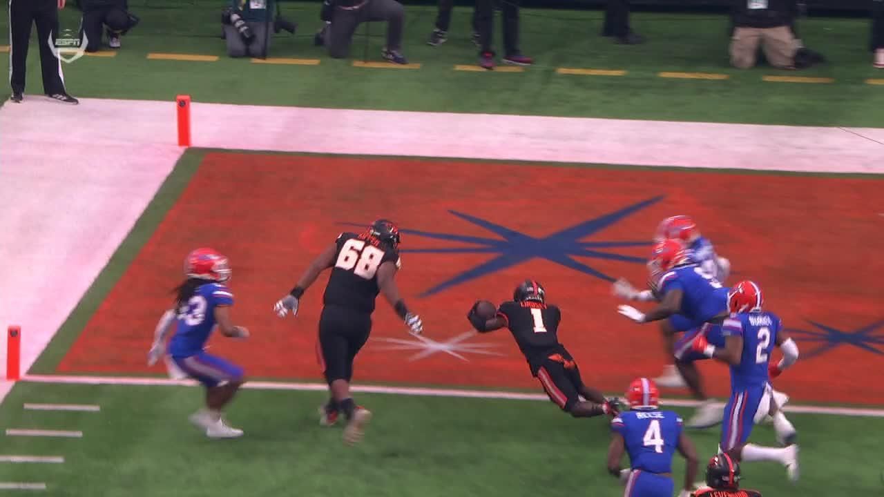 tyjon-lindsey-dives-into-the-end-zone-for-an-oregon-state-td-espn-video