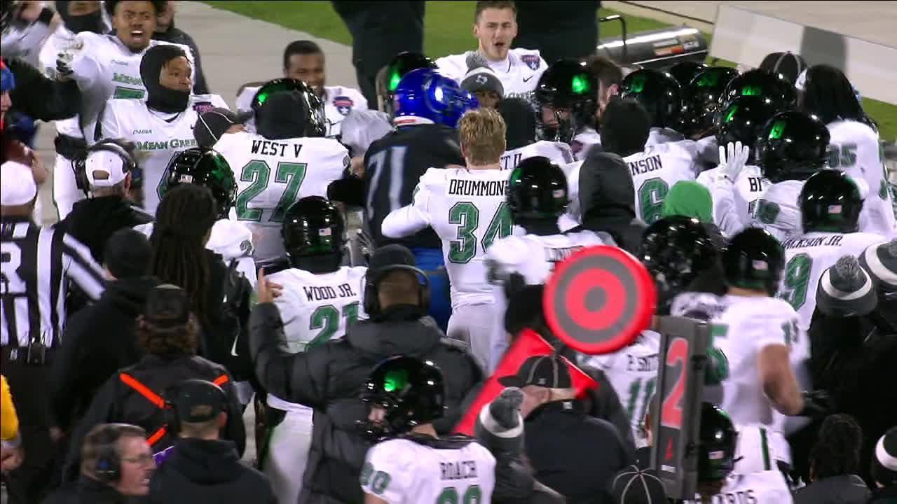 North Texas, Boise State players have to be separated - ESPN Video