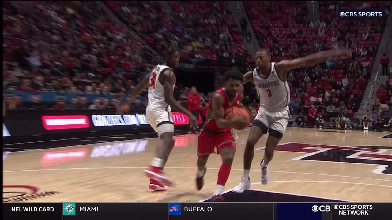 Jamal Mashburn Jr. gets the layin to fall vs. San Diego State Aztecs