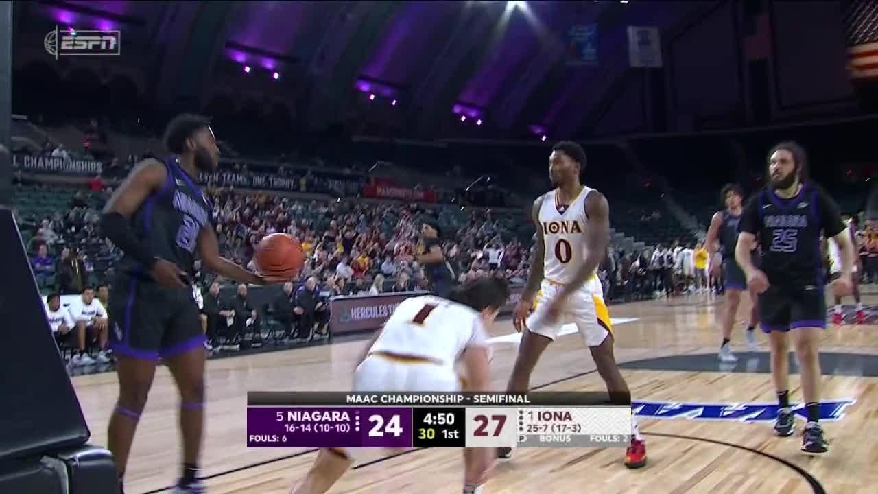 Walter Clayton Jr. steals the rock and goes coasttocoast for the jam