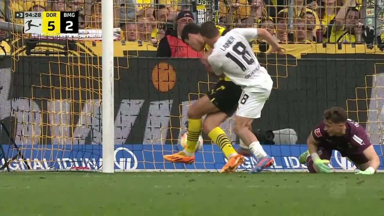 Gio Reyna taps home late goal for Dortmund ESPN Video