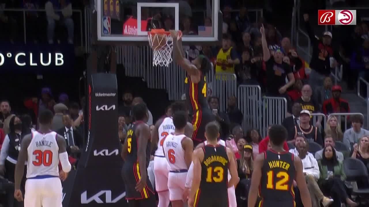 Bogdan Bogdanovic makes beautiful dish for a basket ESPN Video