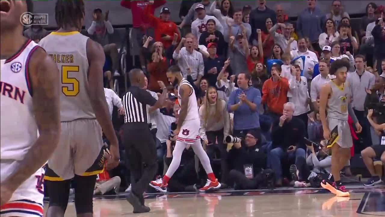 Johni Broome denies Alabama State with block ESPN Video