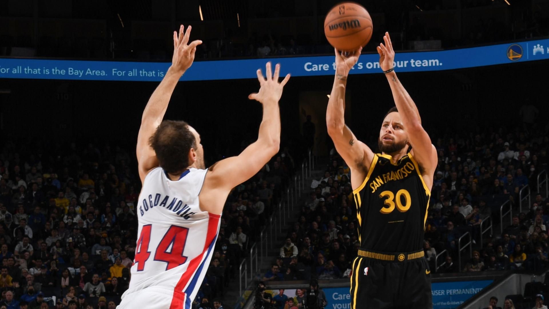 Backtoback Curry 3s ice game for Warriors vs. Pistons ESPN Video