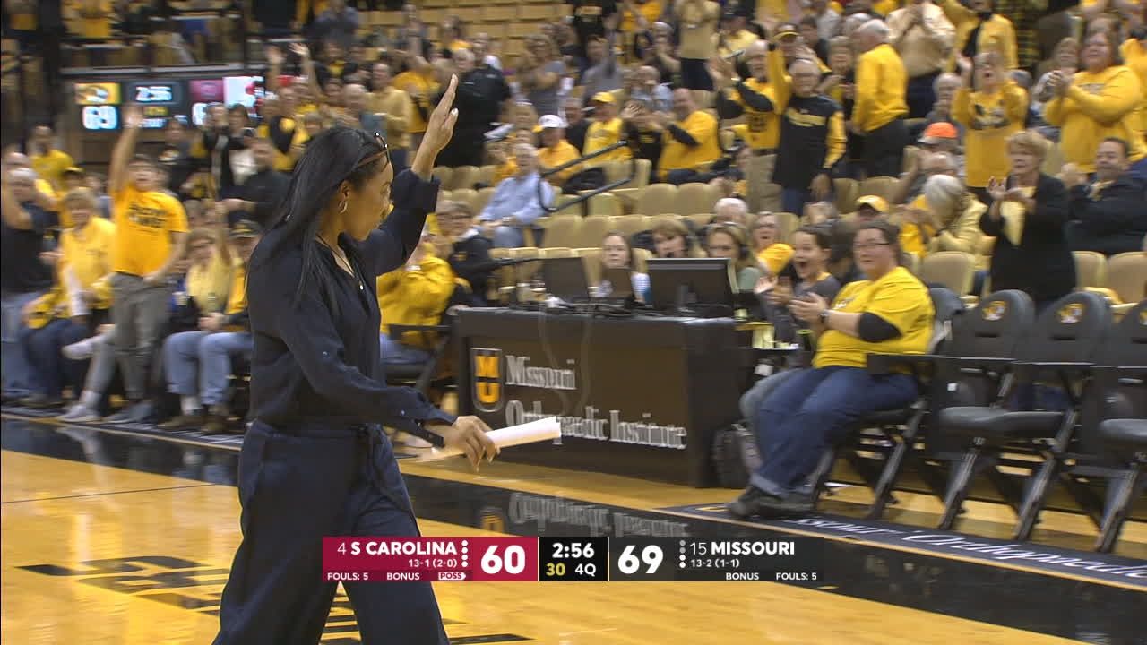 South Carolina Head Coach Ejected From Game ESPN Video south-carolina-head-coach-ejected-from-game-espn-video