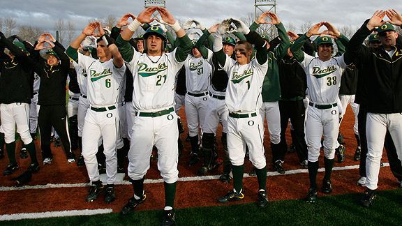 Oregon Ducks Baseball Team multiple uniforms  Oregon ducks baseball, Baseball  uniforms, Baseball