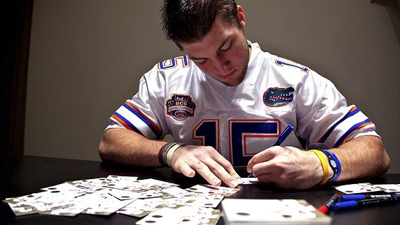 Tim Tebow Signed Jersey Inscribed 07 Heisman (Tebow)