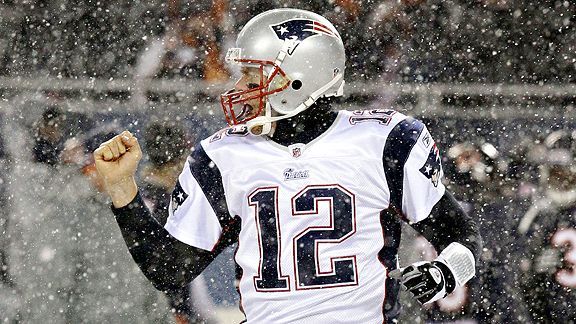 Here's The Scuba Gear Tom Brady's Wearing During Frigid Patriots Game 