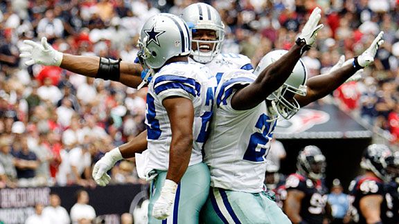 Dallas Cowboys Tashard Choice rushes against the Baltimore Ravens