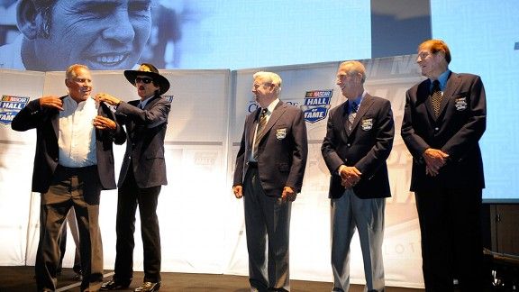 NASCAR Hall of Fame inductee David Pearson dies - Silver Fox was often ...