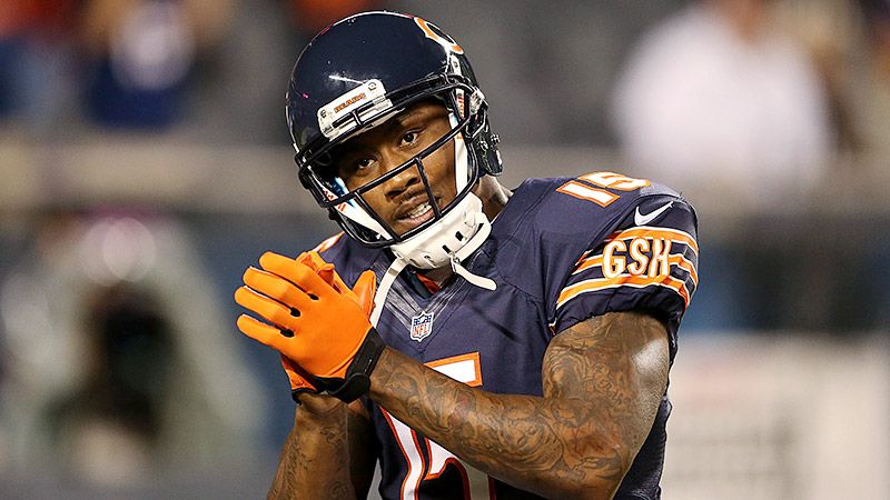 Bears receiver Brandon Marshall needs hip surgery