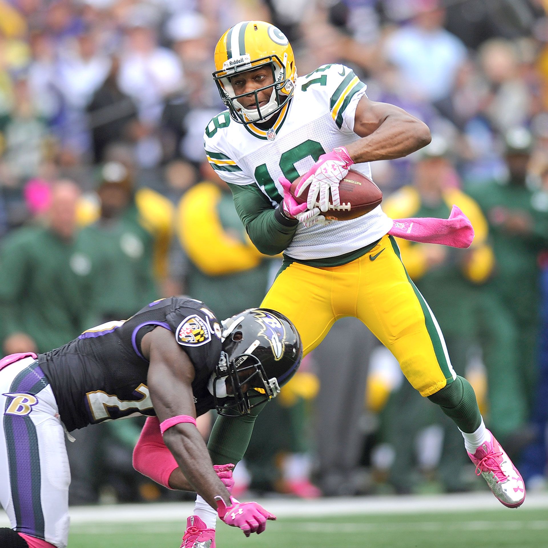 Randall Cobb and James Jones of Green Bay Packers suffer leg