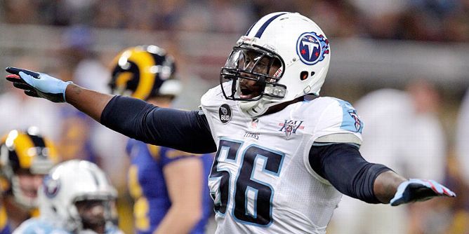 Patriots acquire linebacker Ayers from Titans