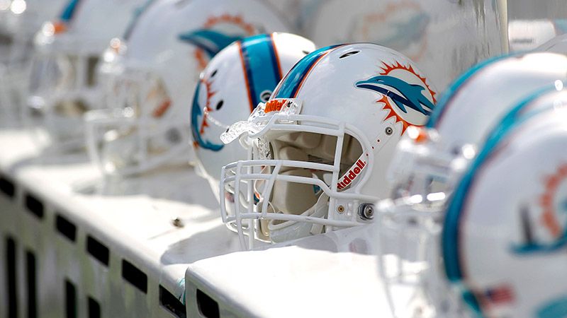 I?img=%2fphoto%2f2013%2f1111%2fnfl u dolphins helmets 800x450