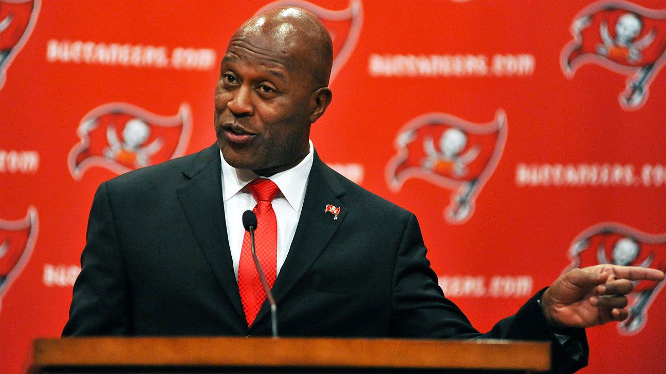 Lovie Smith's first Illinois team was all-or-nothing. When will it