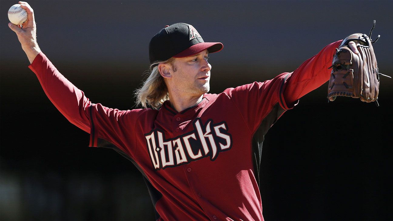 AZ DBACKS PITCHER BRONSON ARROYO  Arizona diamondbacks, Dbacks,  Diamondbacks