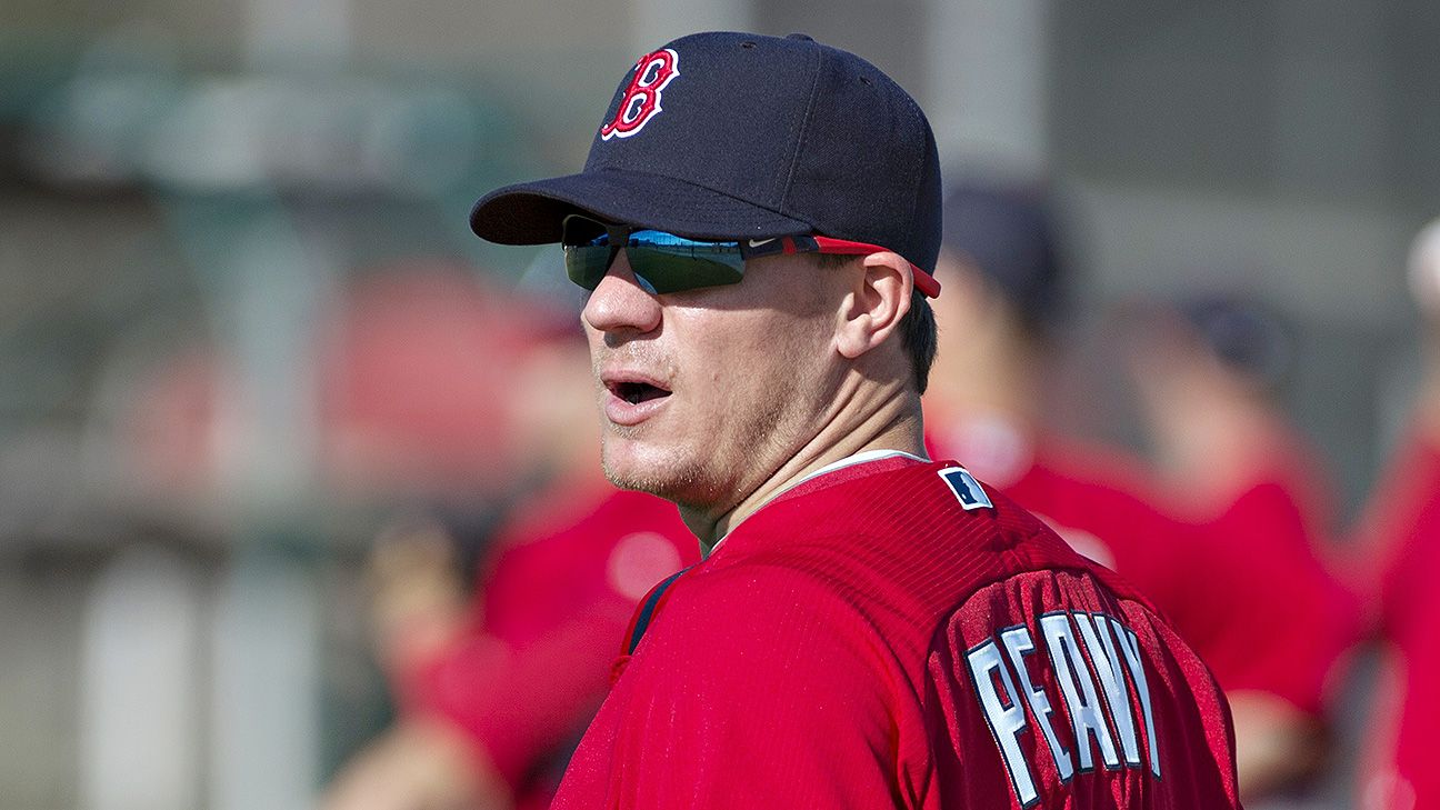 Jake Peavy's Fishing Knife Accident Could Land Him 'Dad Of The Year' Votes  