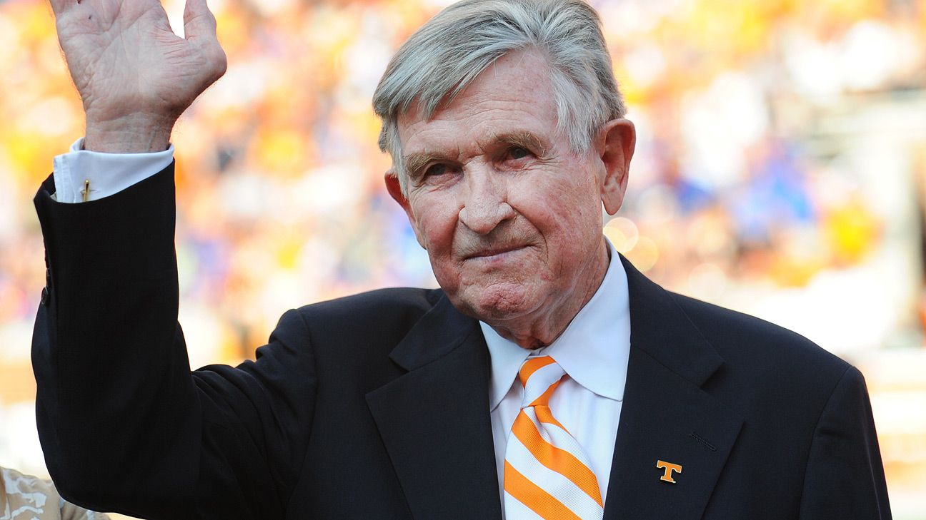 Johnny Majors, who led Pitt to 1976 national championship, dies at 85