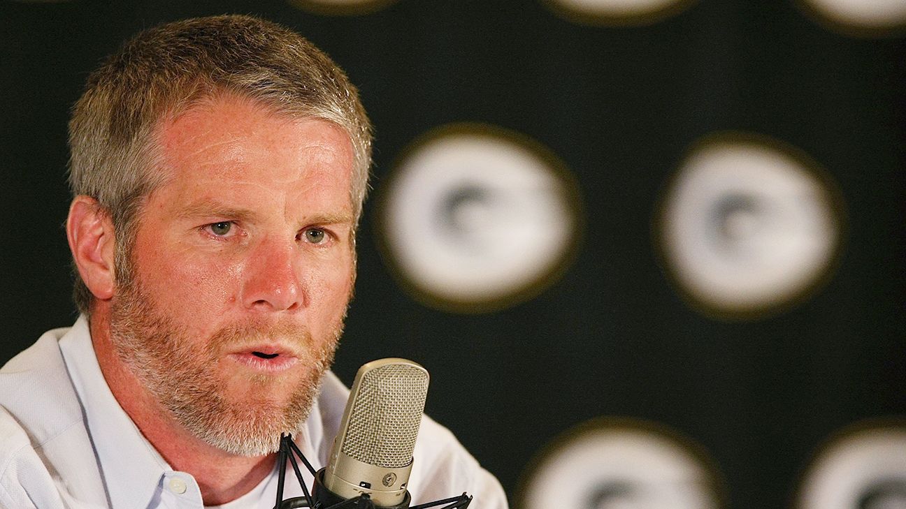 Brett Favre announces Parkinson’s diagnosis at congressional hearing