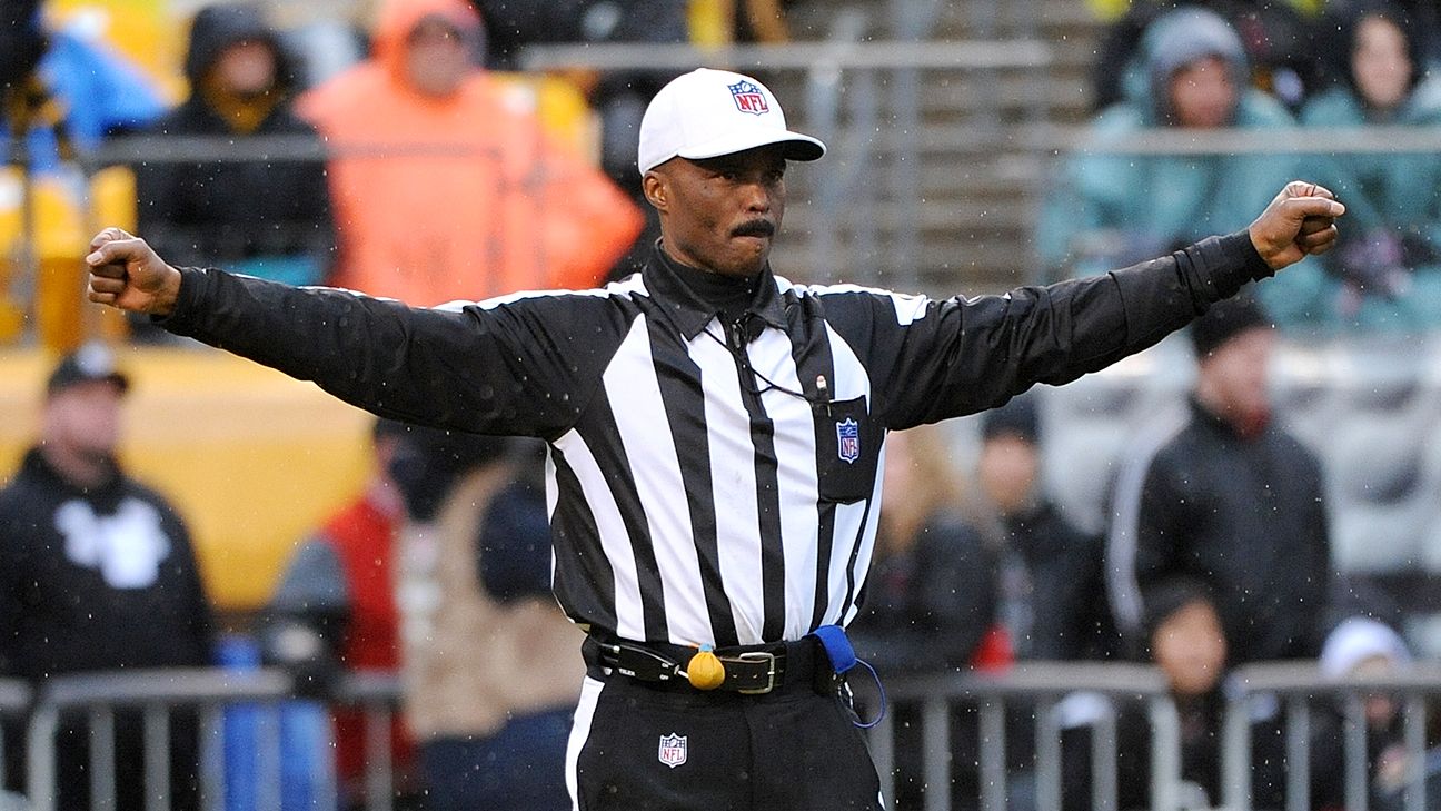 Stand tall! Ex-NFL ref Mike Carey should keep stance and sit out CBS gig  for Giants-Redskins game on Sept. 25 – New York Daily News