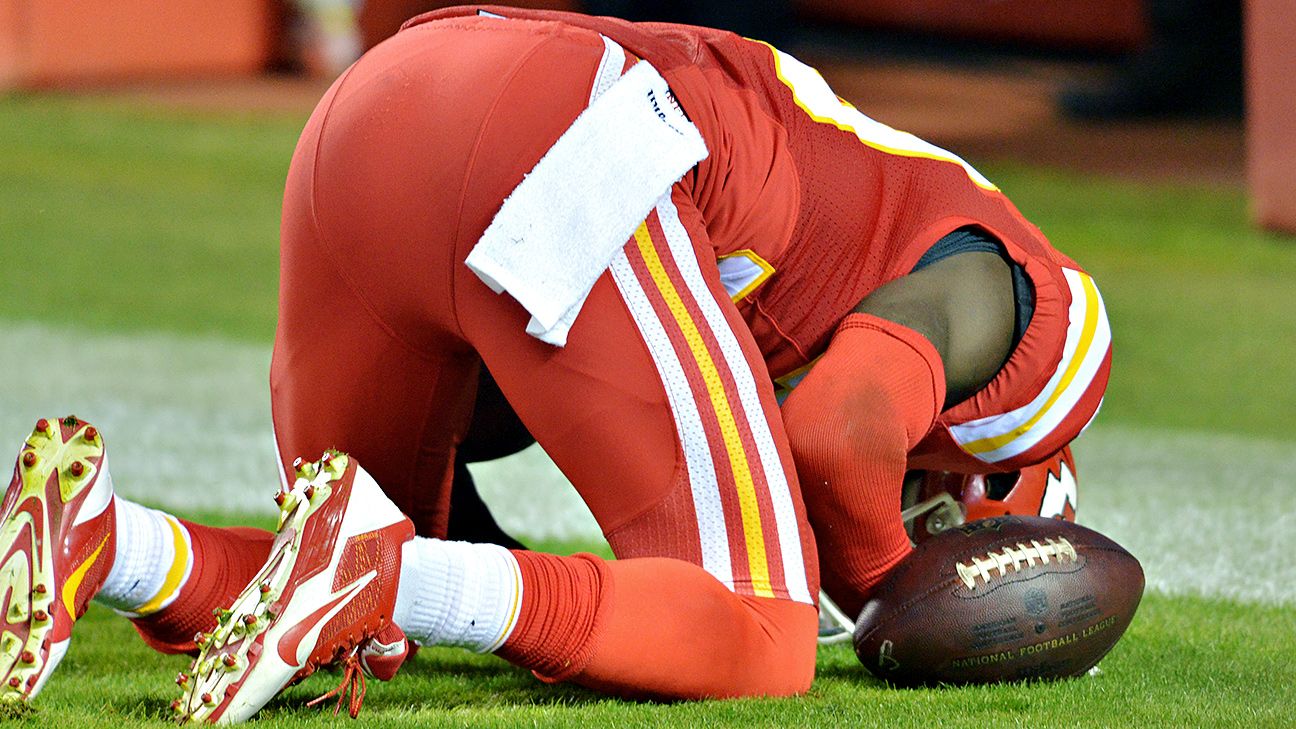 NFL says flagging Husain Abdullah for prayer was mistake. Is that enough? 