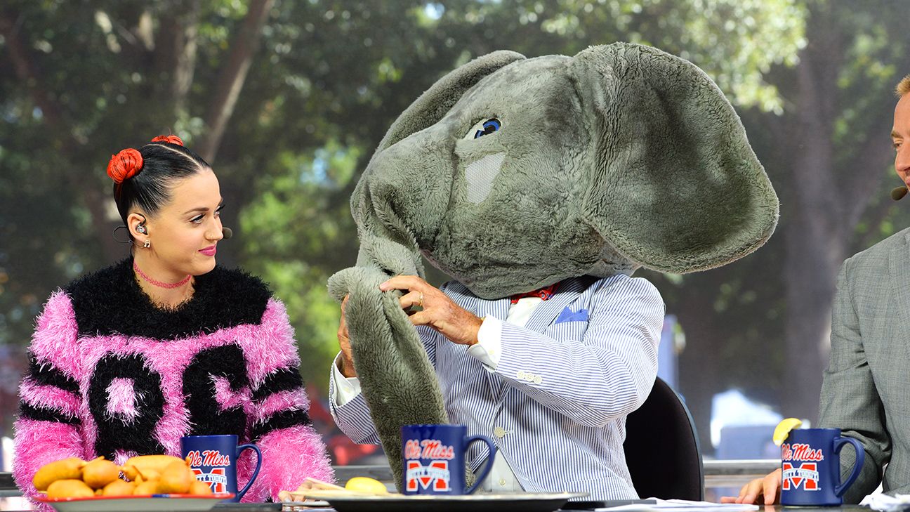 Lane Kiffin calls Katy Perry to return to Ole Miss, promises corn dogs