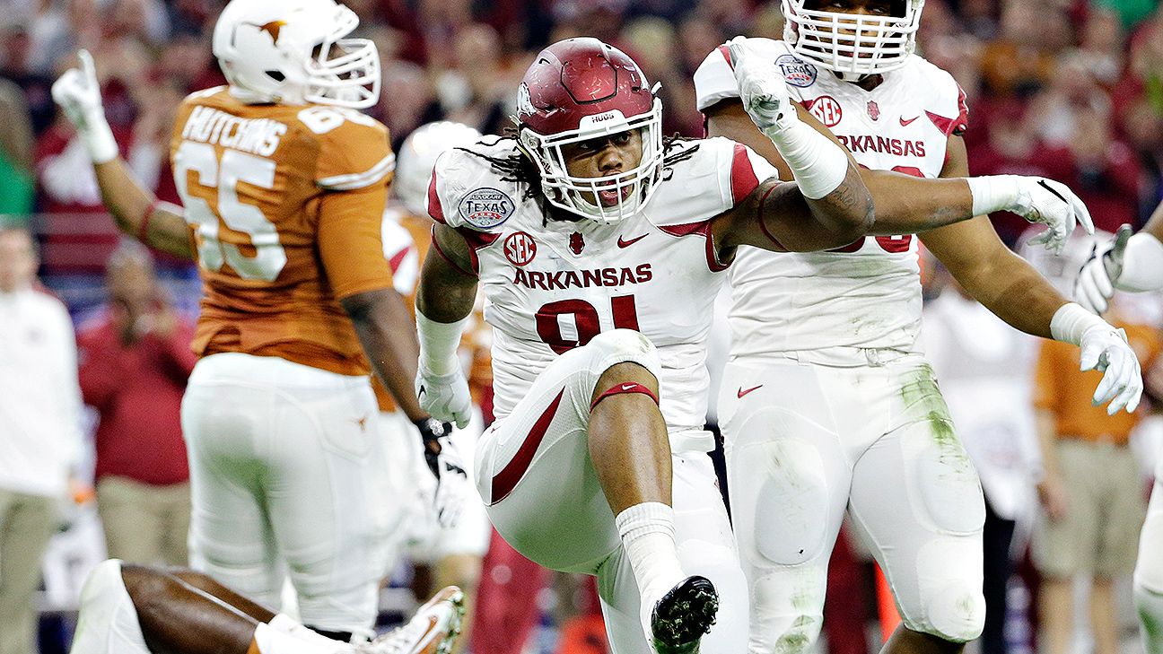 Arkansas Razorbacks, Texas Longhorns heading in different directions ...