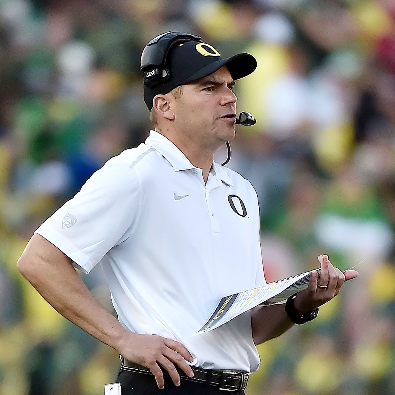 Mark Helfrich of Oregon Ducks gets fiveyear, 17.5M contract extension