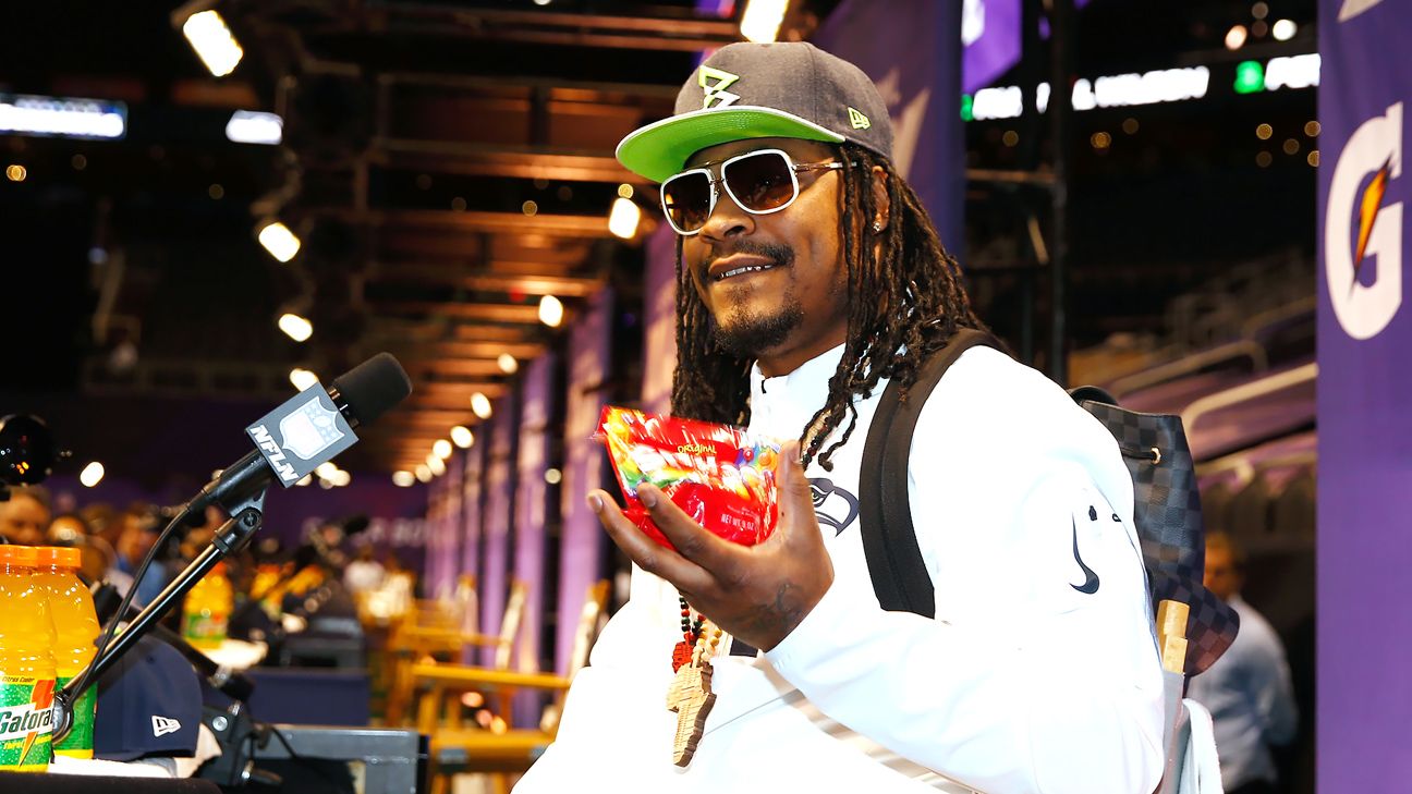 Super Bowl -- Marshawn Lynch of Seattle Seahawks agrees to deal with  Skittles - ESPN