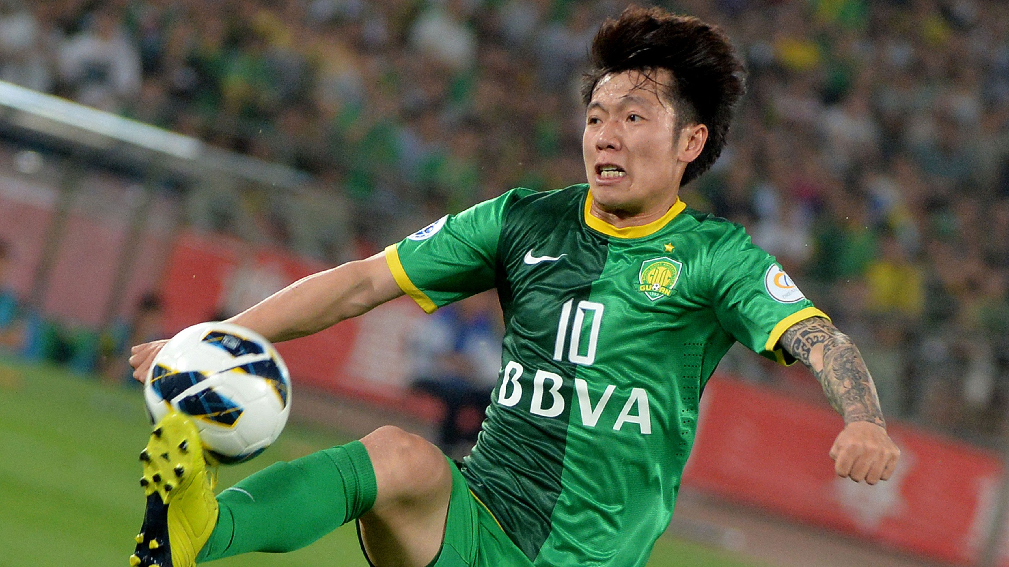 Xizhe Zhang leaves Wolfsburg for Beijing Guoan