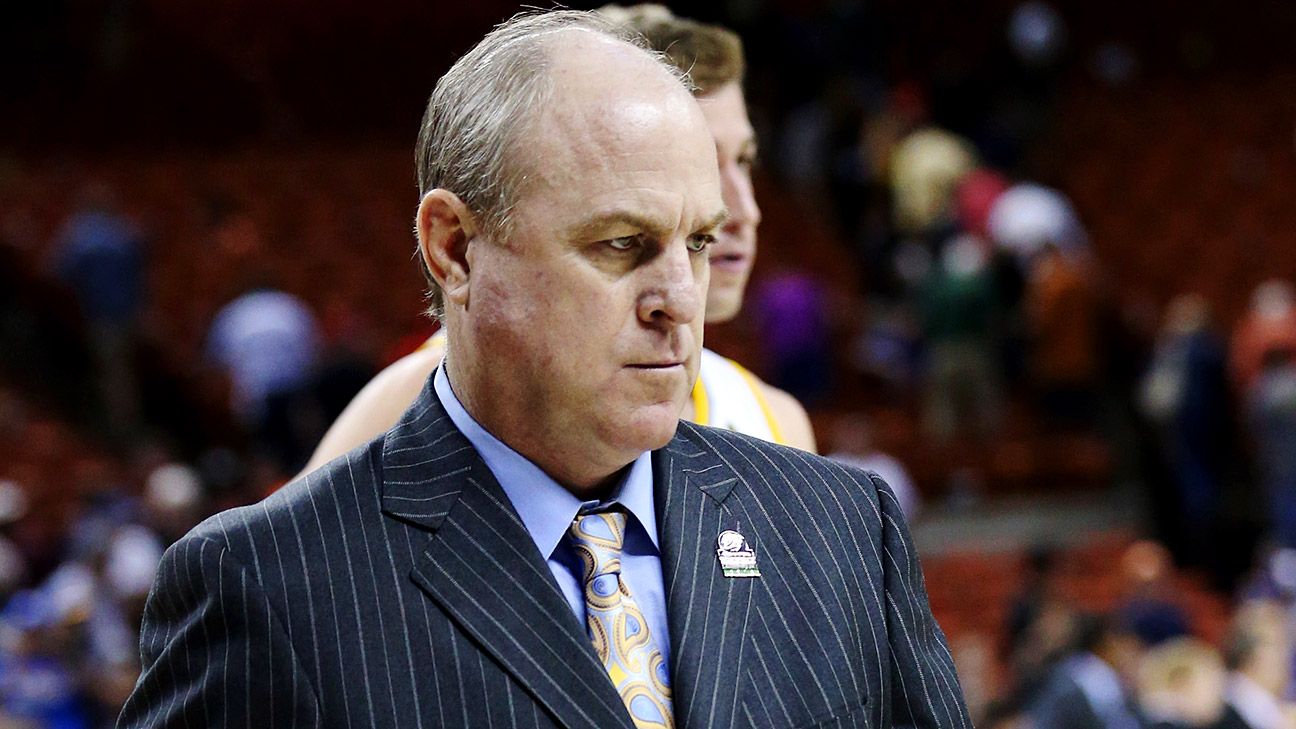 Ben Howland finalizing contract to Mississippi State Bulldogs