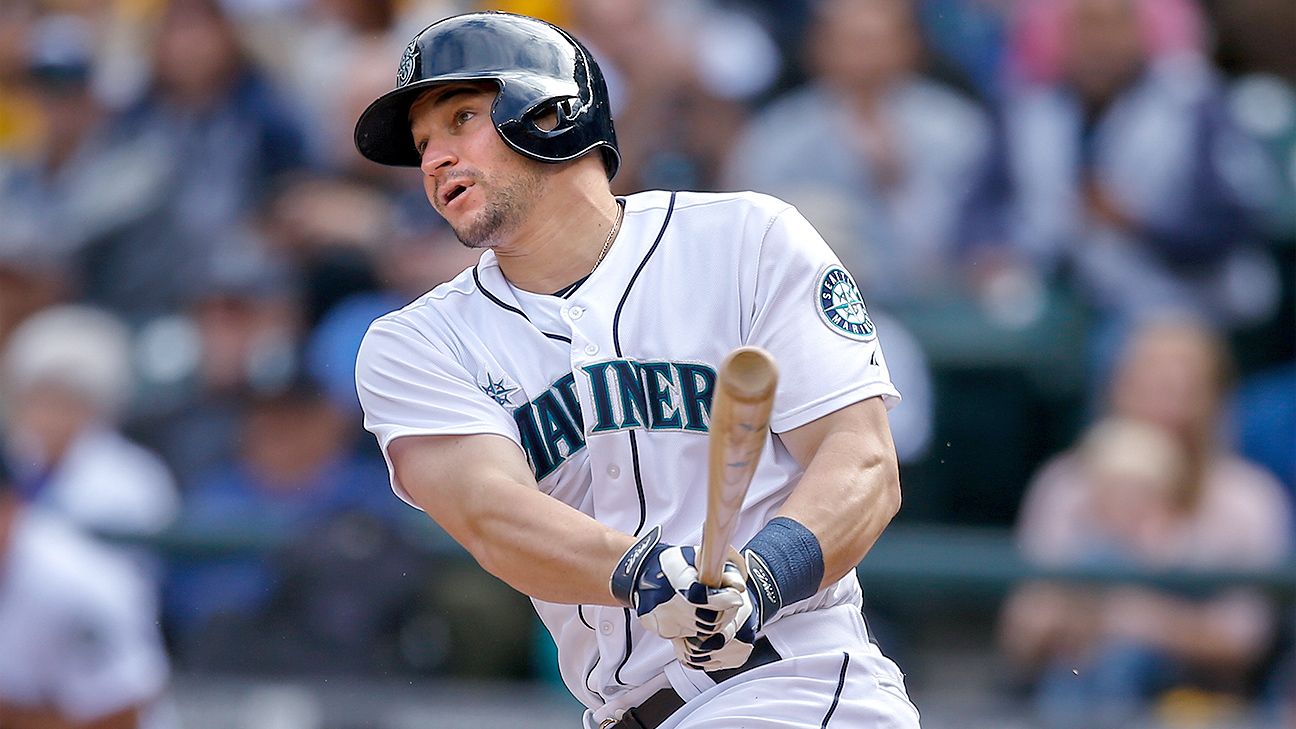 Mariners call up catcher Mike Zunino