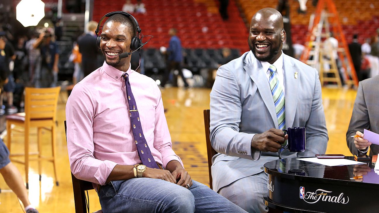 Shaquille O'Neal and Chris Bosh have incredibly adolescent e