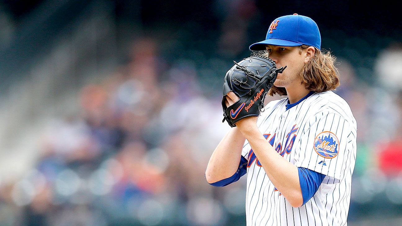 Jacob deGrom Winds Up for a Pitch - Mets History