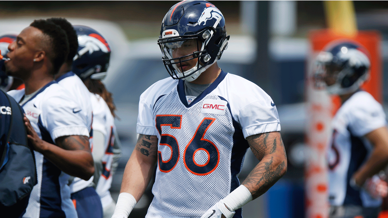 Shane Ray, who now plays for the Broncos, has a Chiefs logo