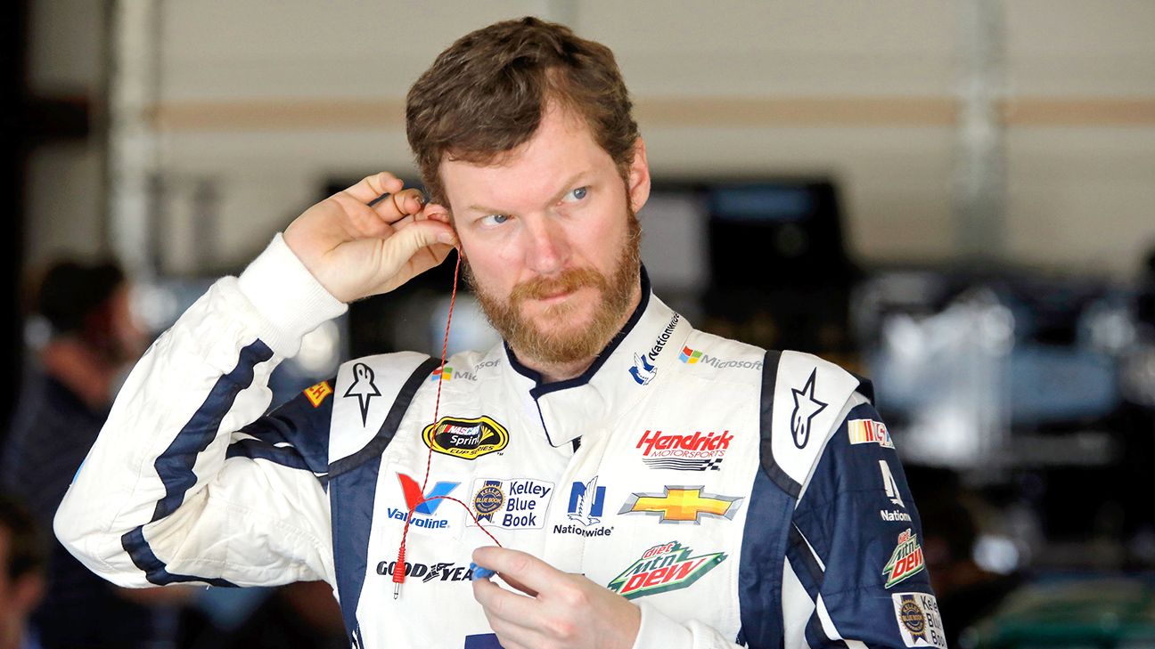 Men's Dale Earnhardt Jr. New Era Black Bass Pro Shops Sponsor Hit