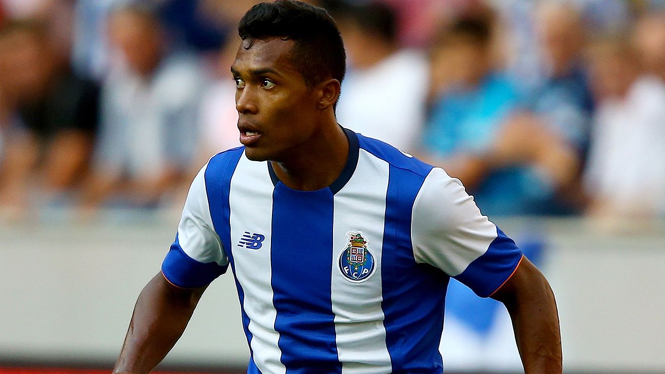 Alex Sandro signs at Juventus after Porto agree 26m euro fee